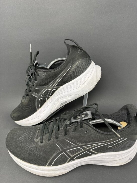Asics Gel-Kayano 32 Black White Athletic Running Shoes Mens 13 Sneakers main image 5